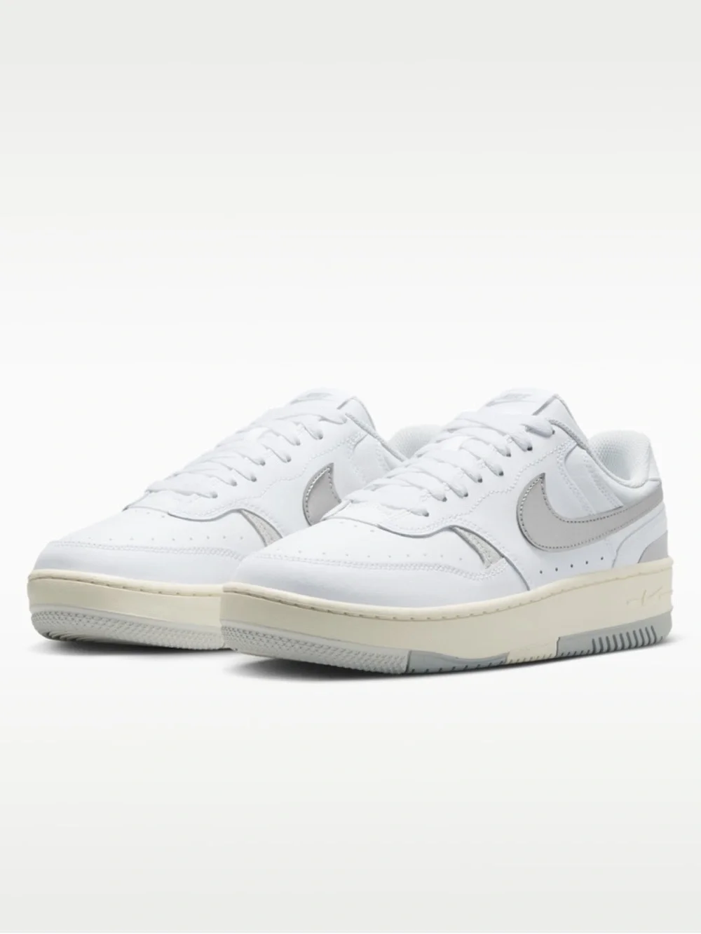 NIKE Gamma Force Sneakers - Women’s White Platform Shoes - Size 8.5 & 9